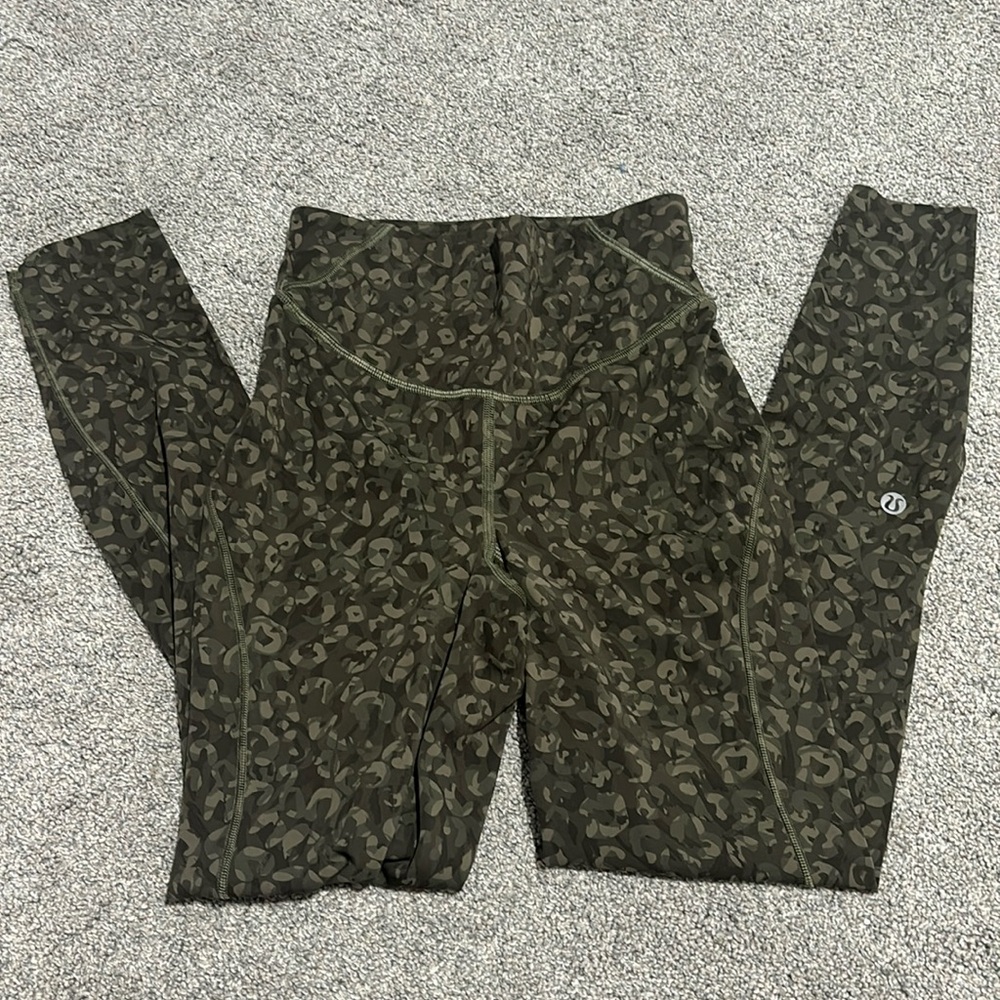 Lululemon leggings